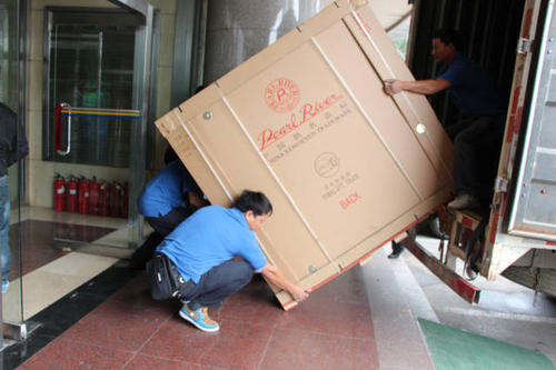 乐清钢琴贵重工艺品无忧运
